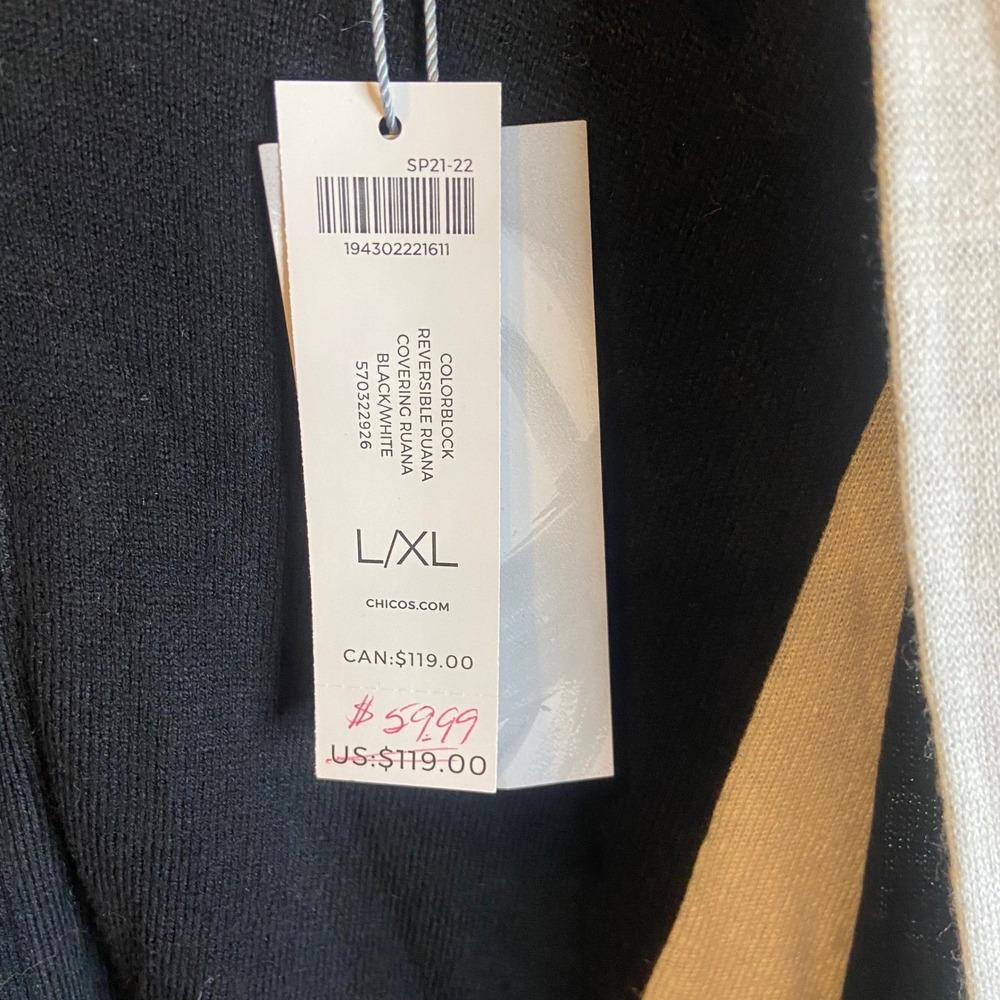 Chicos Reversible Colorblock Ruana Wrap Black White Knit L/XL 570322926 - Picture 4 of 6